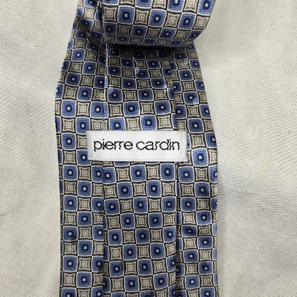 PIERRE CARDIN 100% Silk Elegant Blue and Gray Patterned Men's Tie - Picture 3 of 6